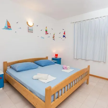 Robinson Elizabeta Apartamento