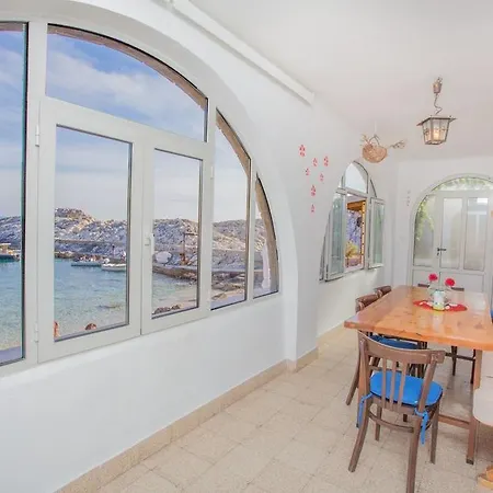 Apartamento Robinson Elizabeta *